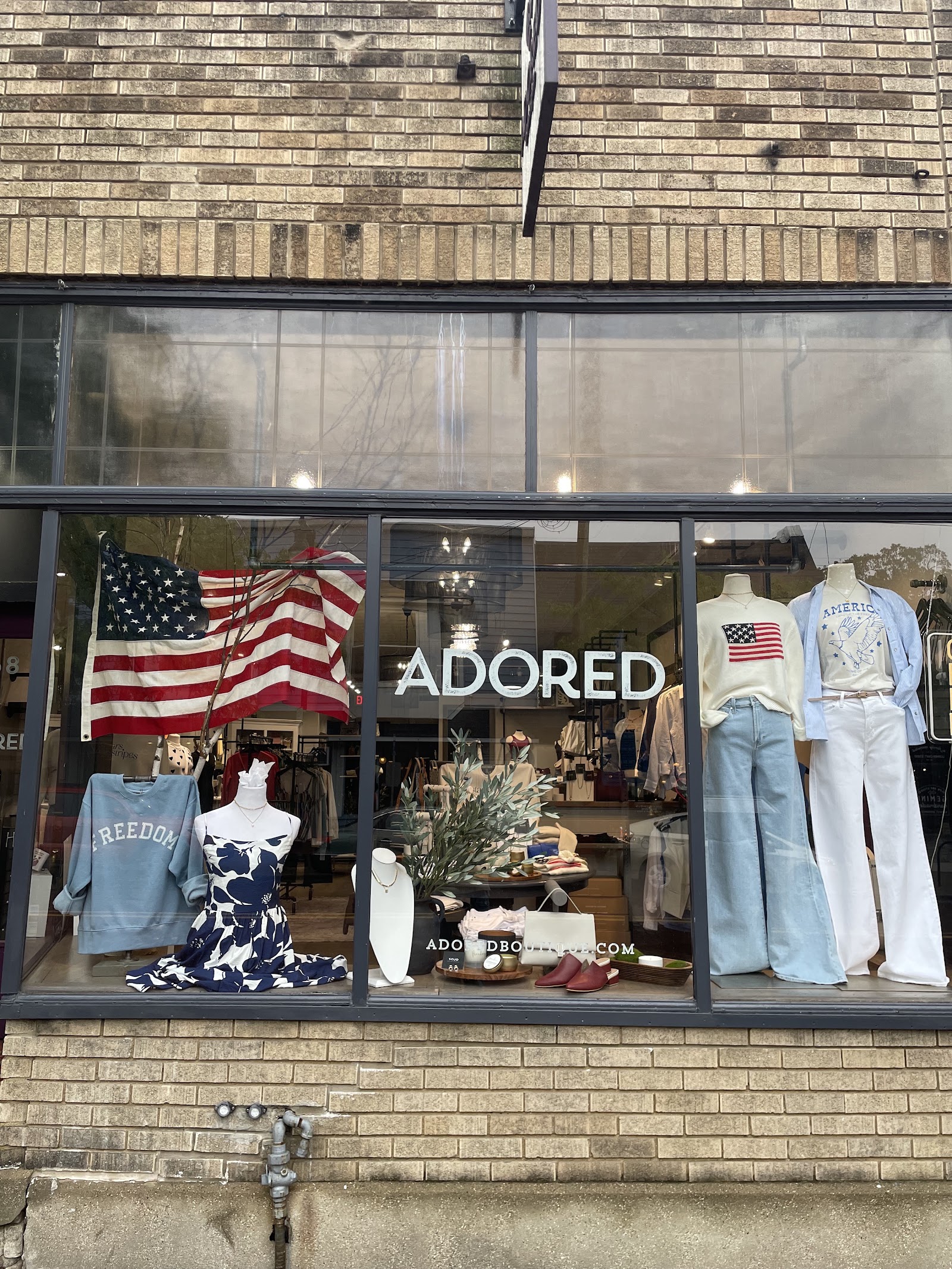 Adored Boutique — photo