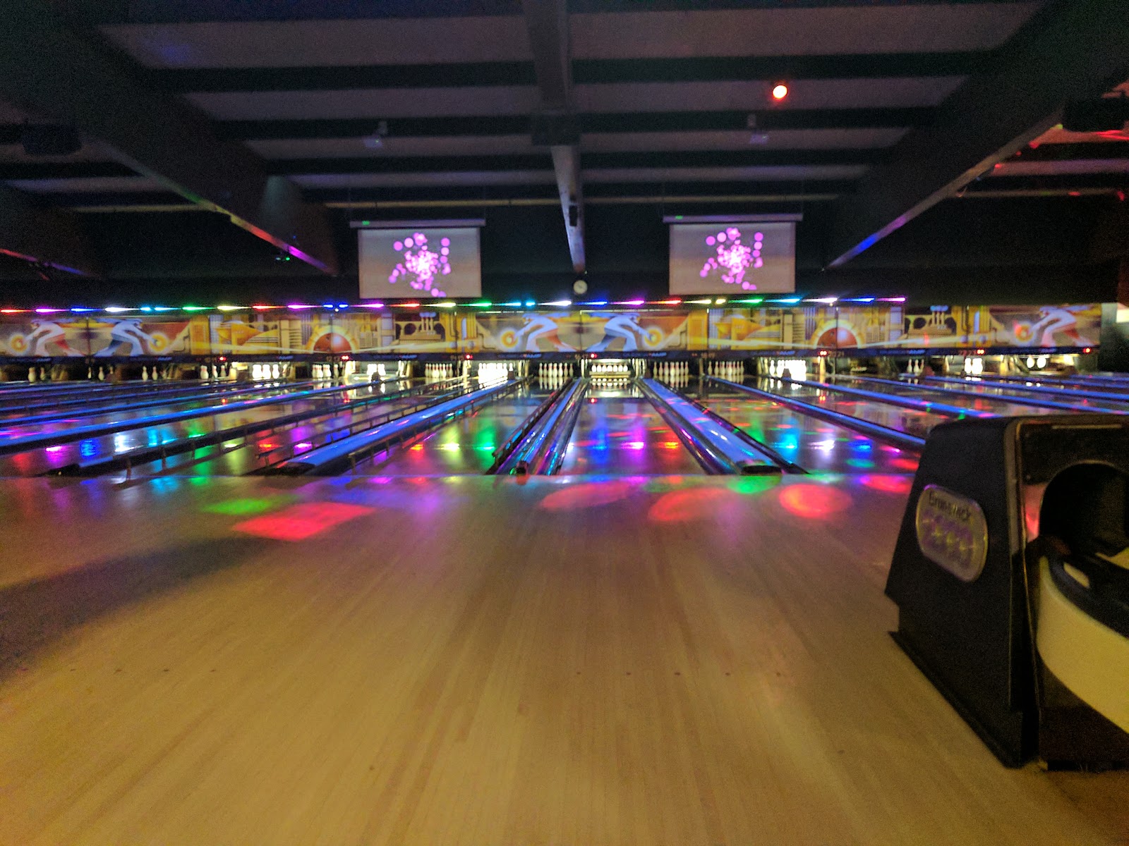 AMF Eastbrook Lanes — photo