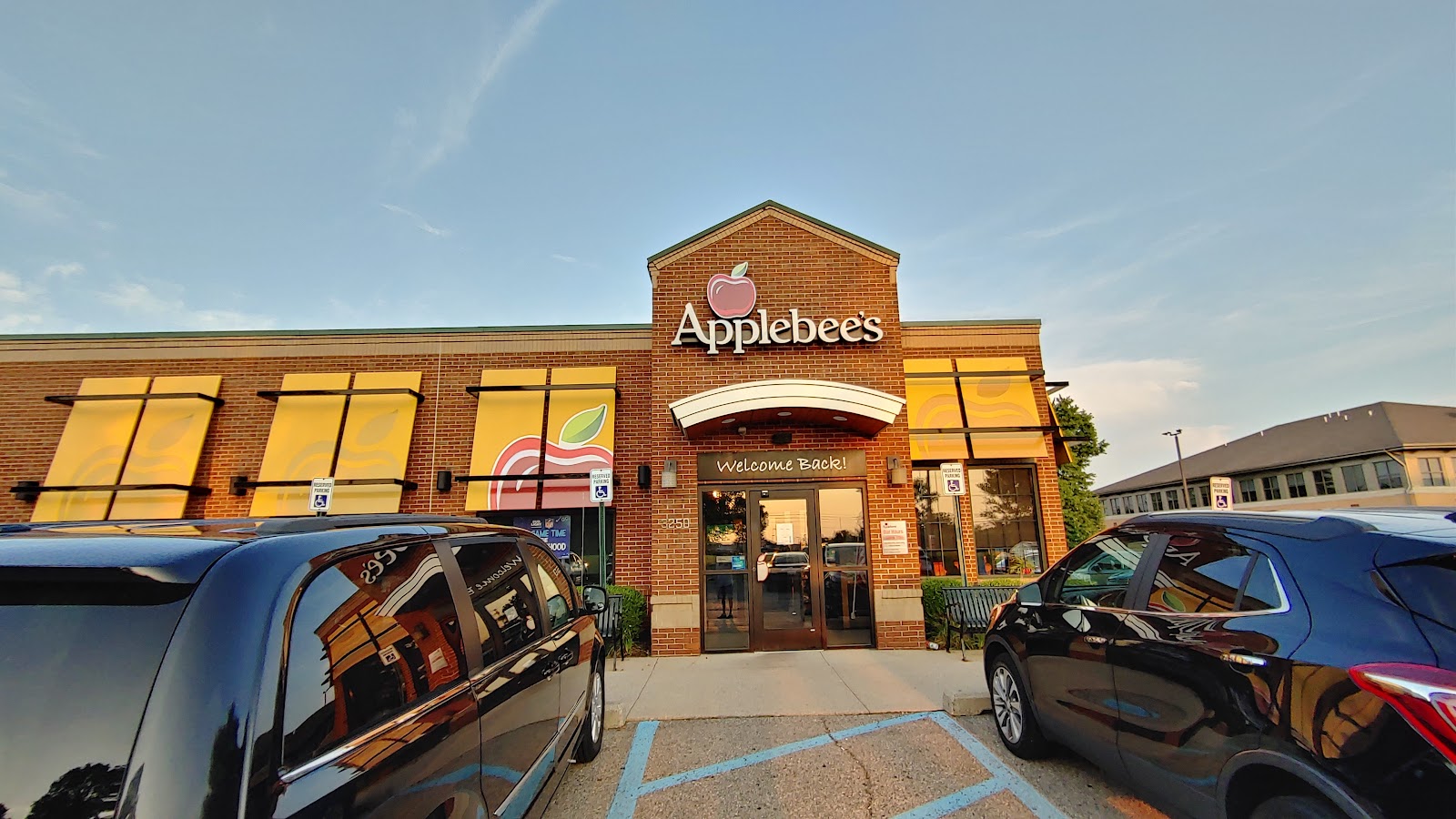 Applebee's Grill + Bar in Grand Rapids