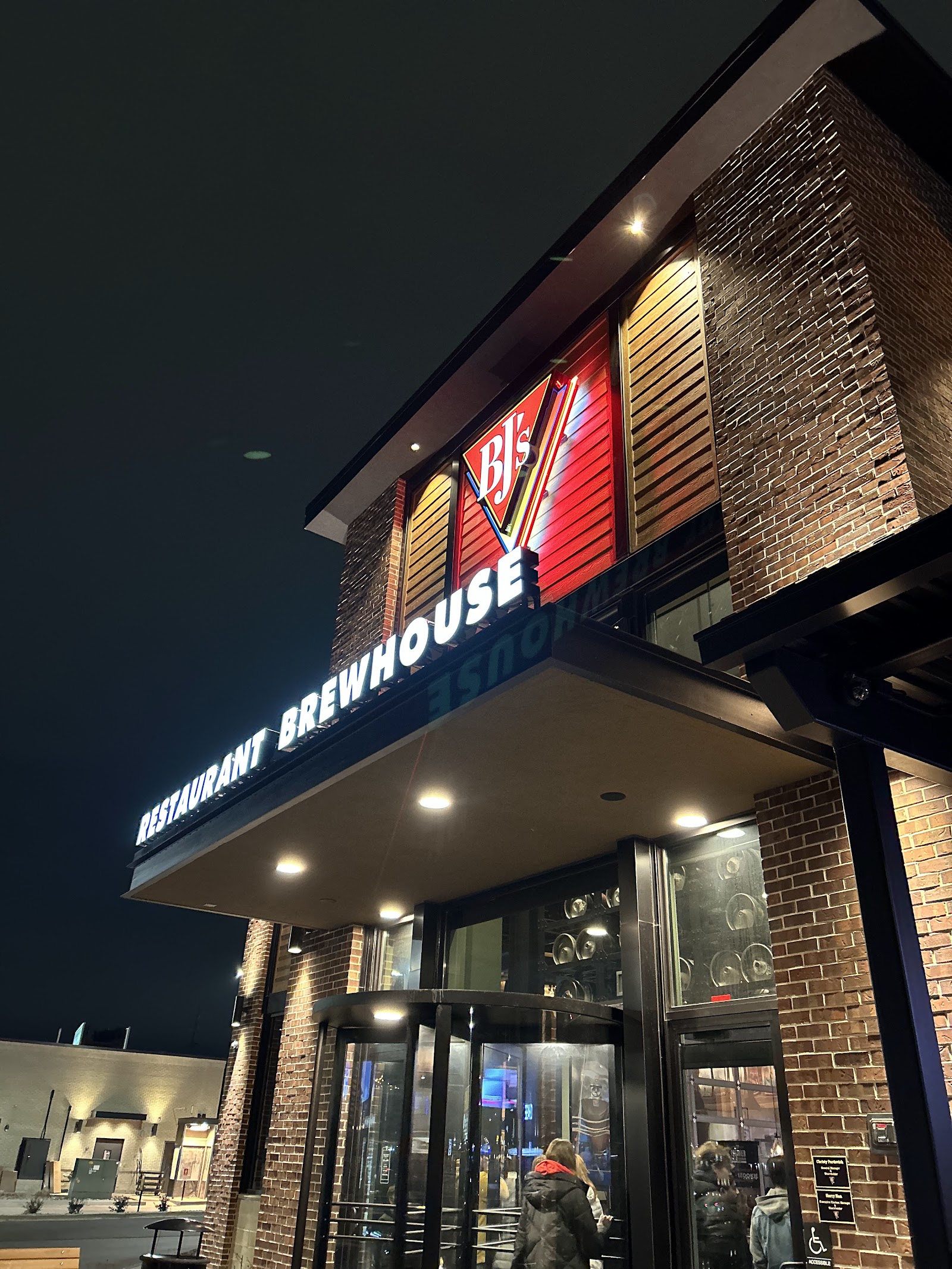 BJ's Restaurant & Brewhouse — photo