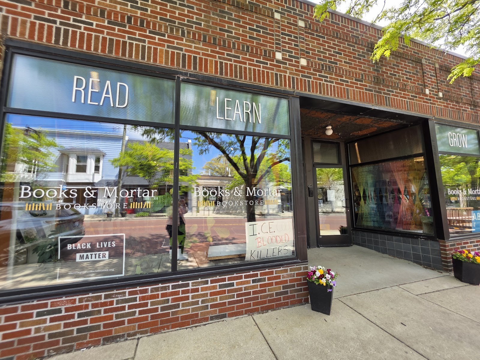Books & Mortar — photo