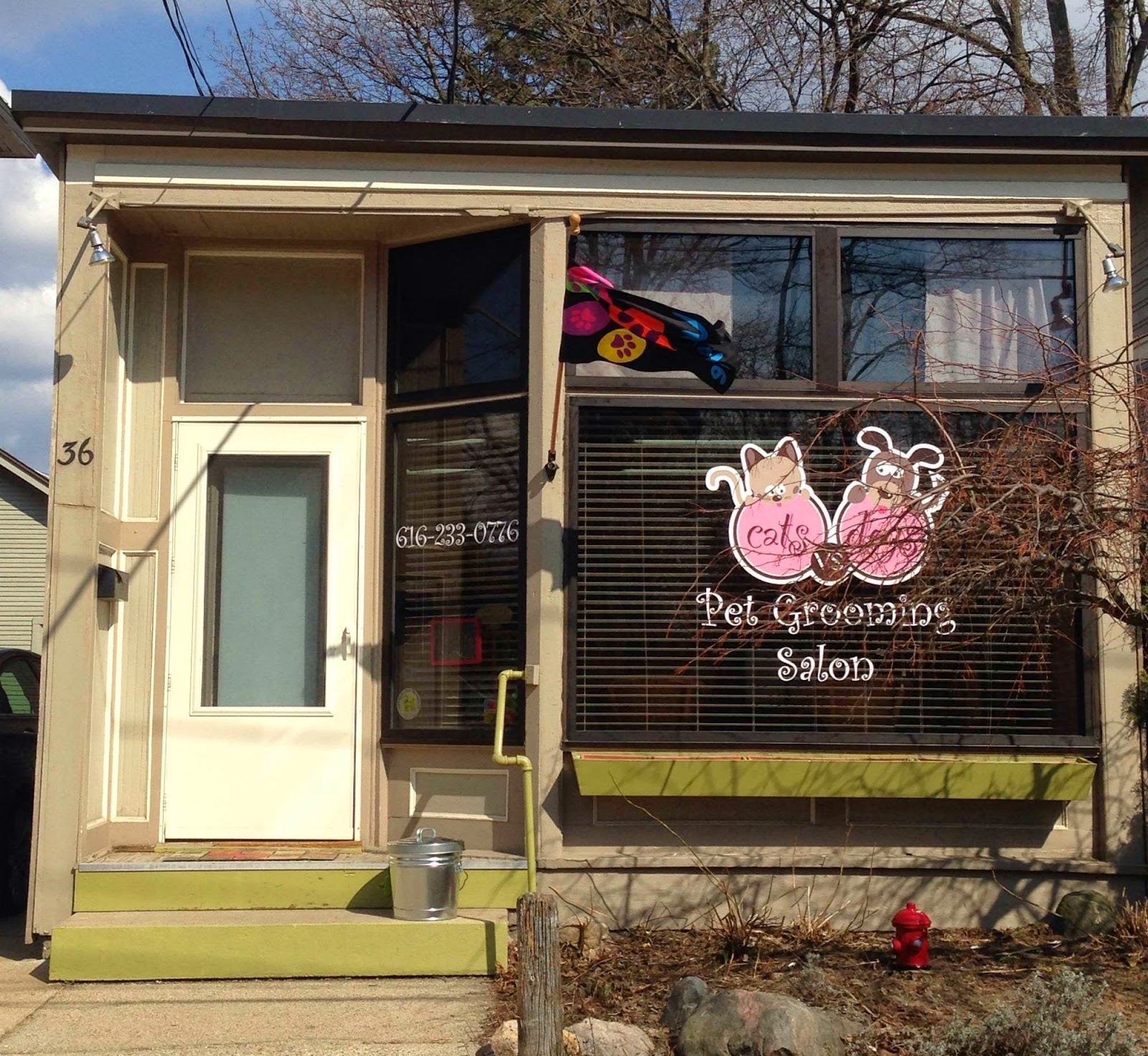Cats Vs. Dogs Pet Grooming Salon in Grand Rapids