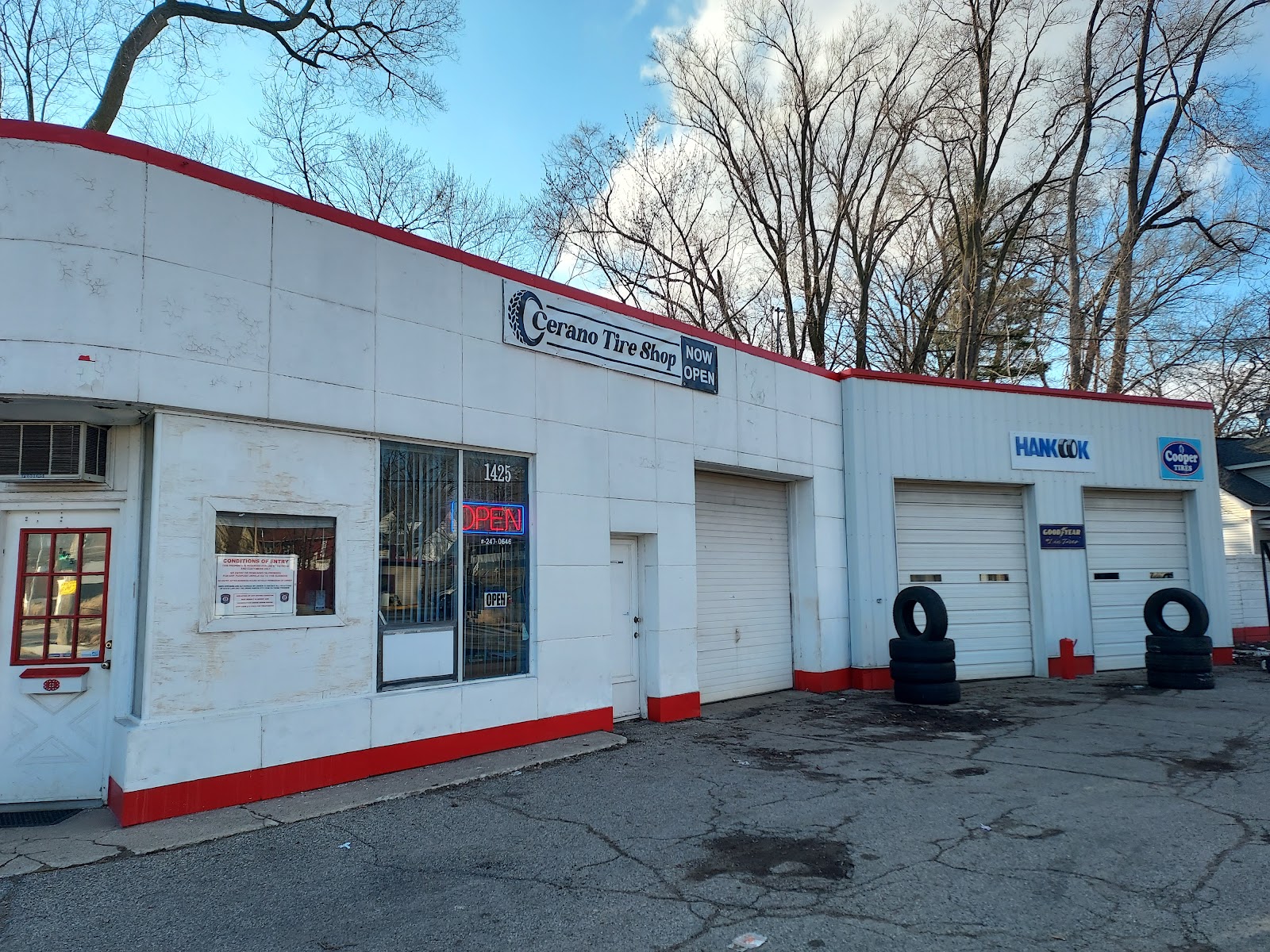 Cerano Tire Shop — photo