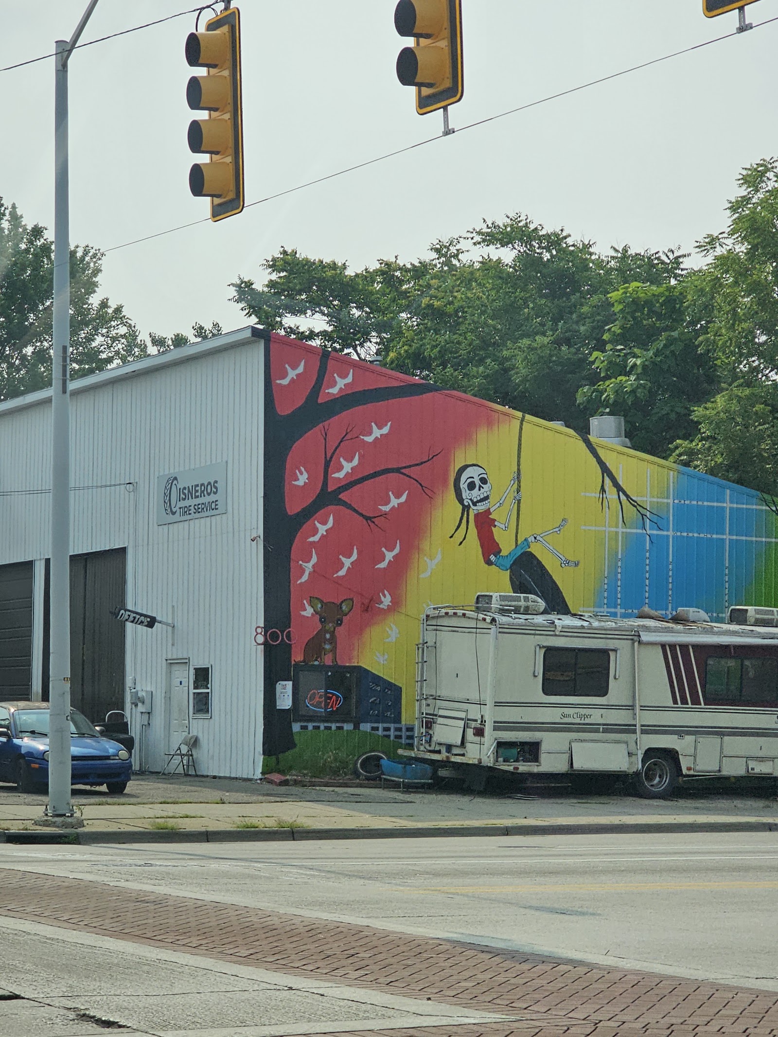 Cisneros Tire Service — photo