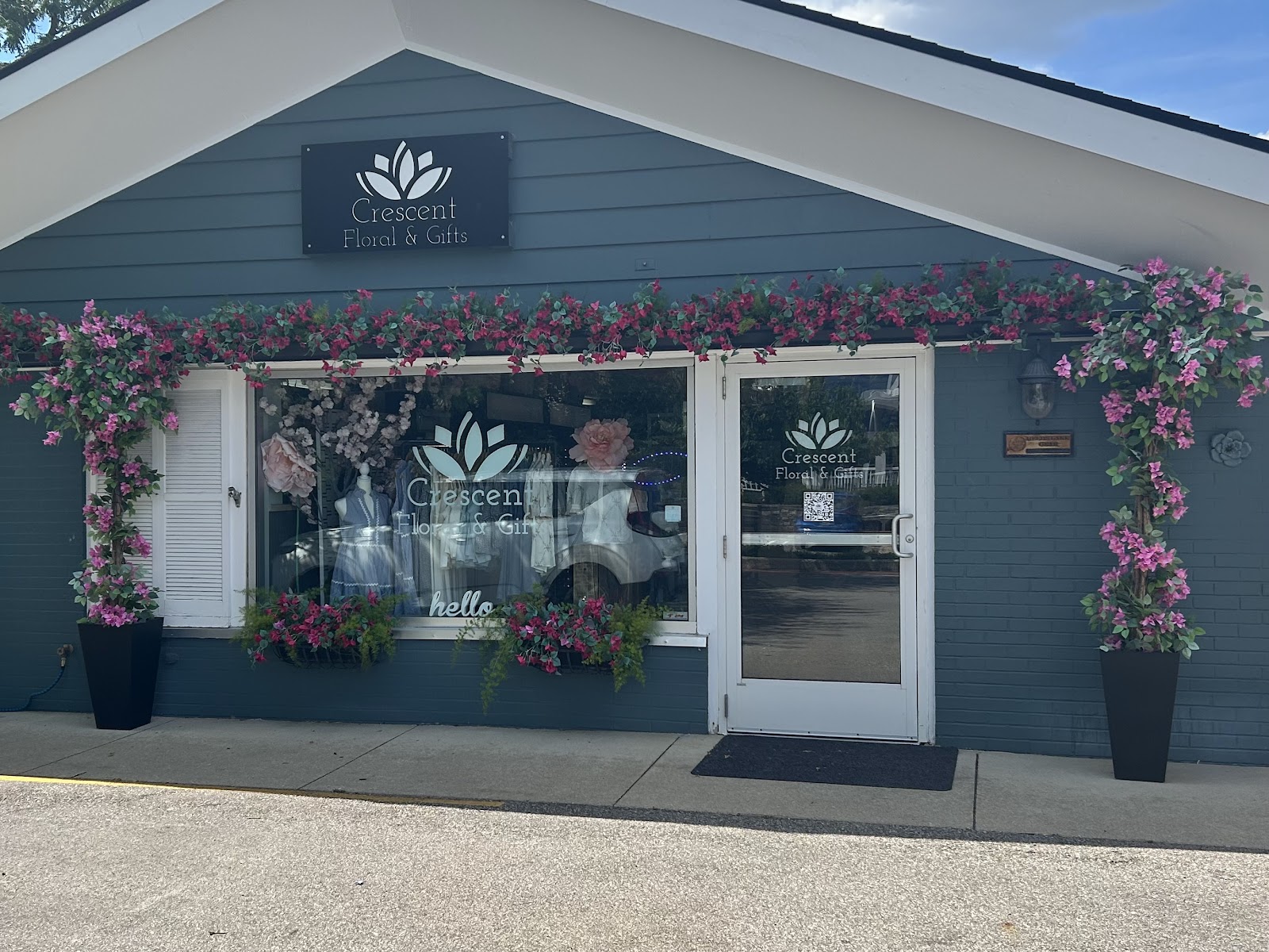 Crescent Floral & Gifts & Flower Delivery in Grand Rapids