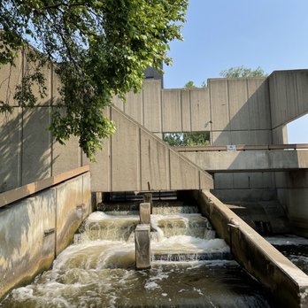 Fish Ladder Park — photo