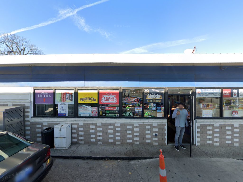 Franklin Fuel & Liquor (BP Gas) — photo