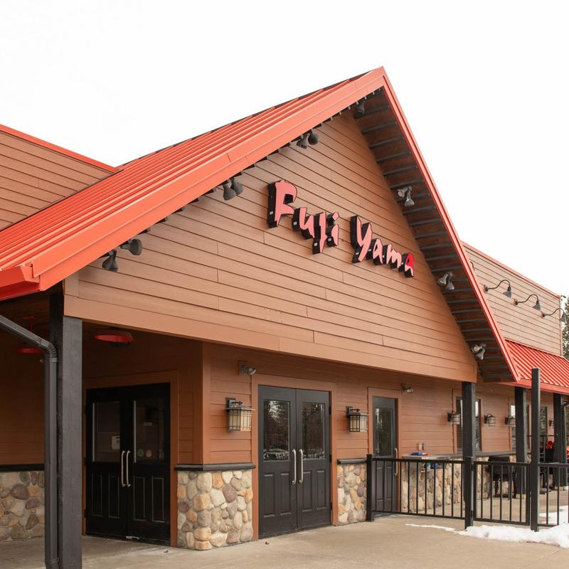 Fuji Yama Asian Bistro in Grand Rapids