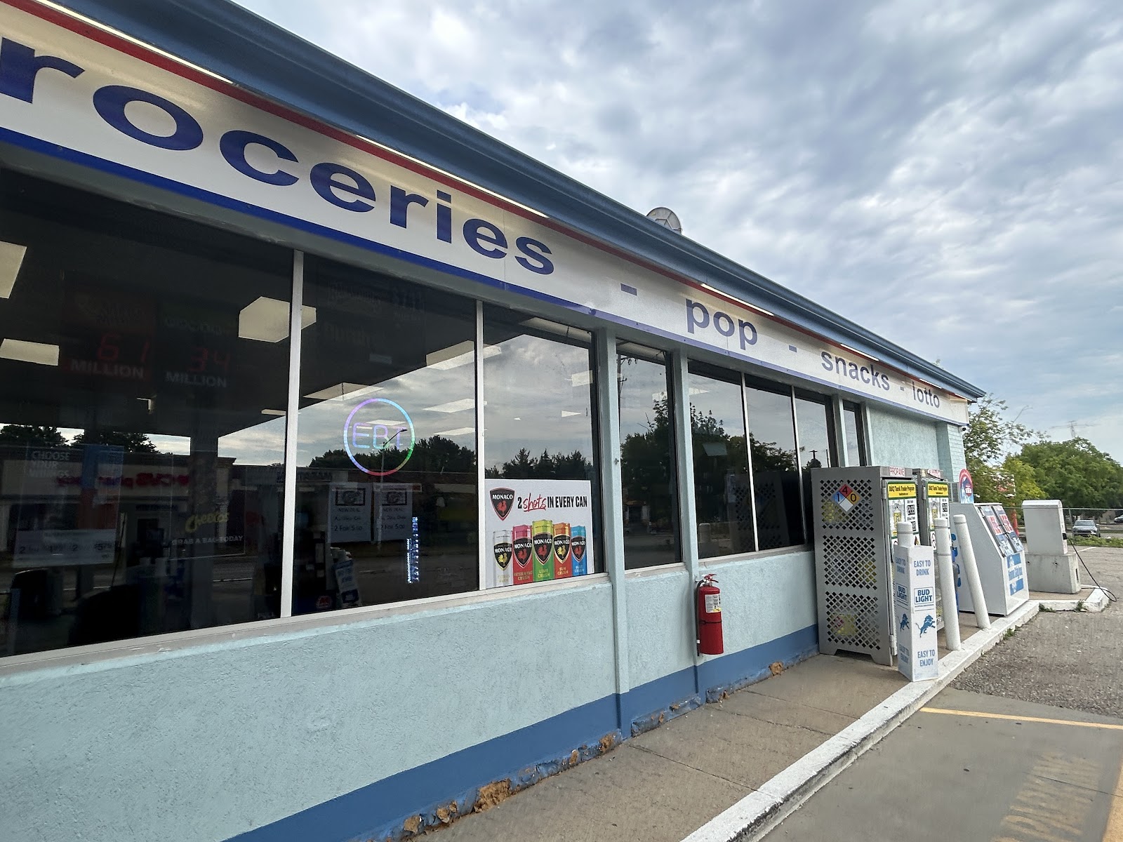 Fuller C-Store in Grand Rapids