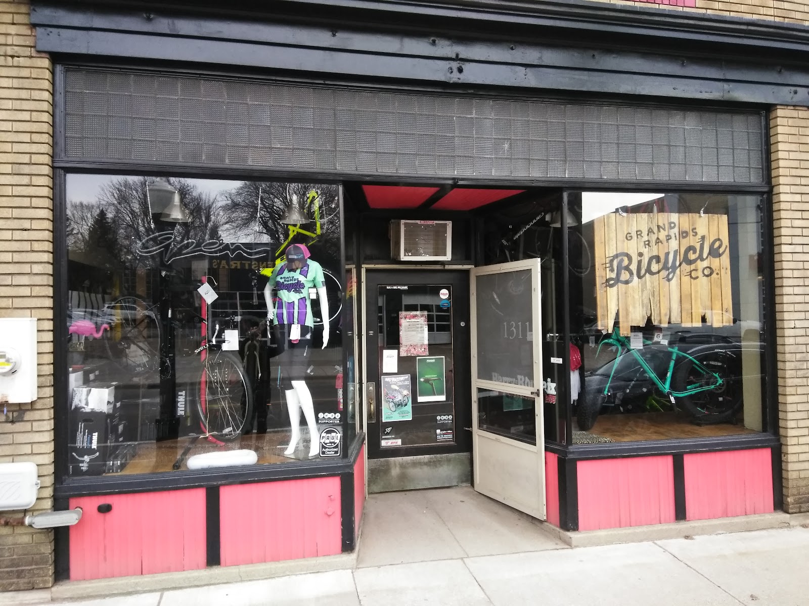 Grand Rapids Bicycle Company - Fulton in Grand Rapids