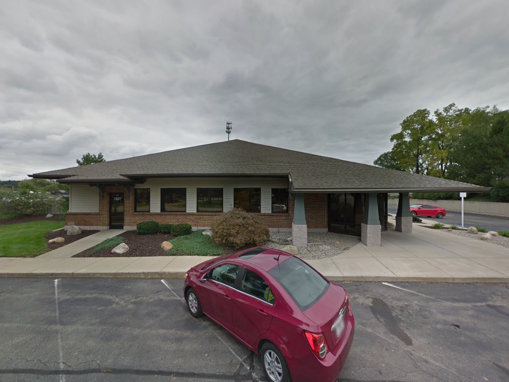 Hoover Beth DVM in Grand Rapids