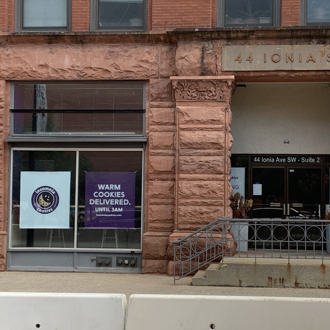 Insomnia Cookies — photo
