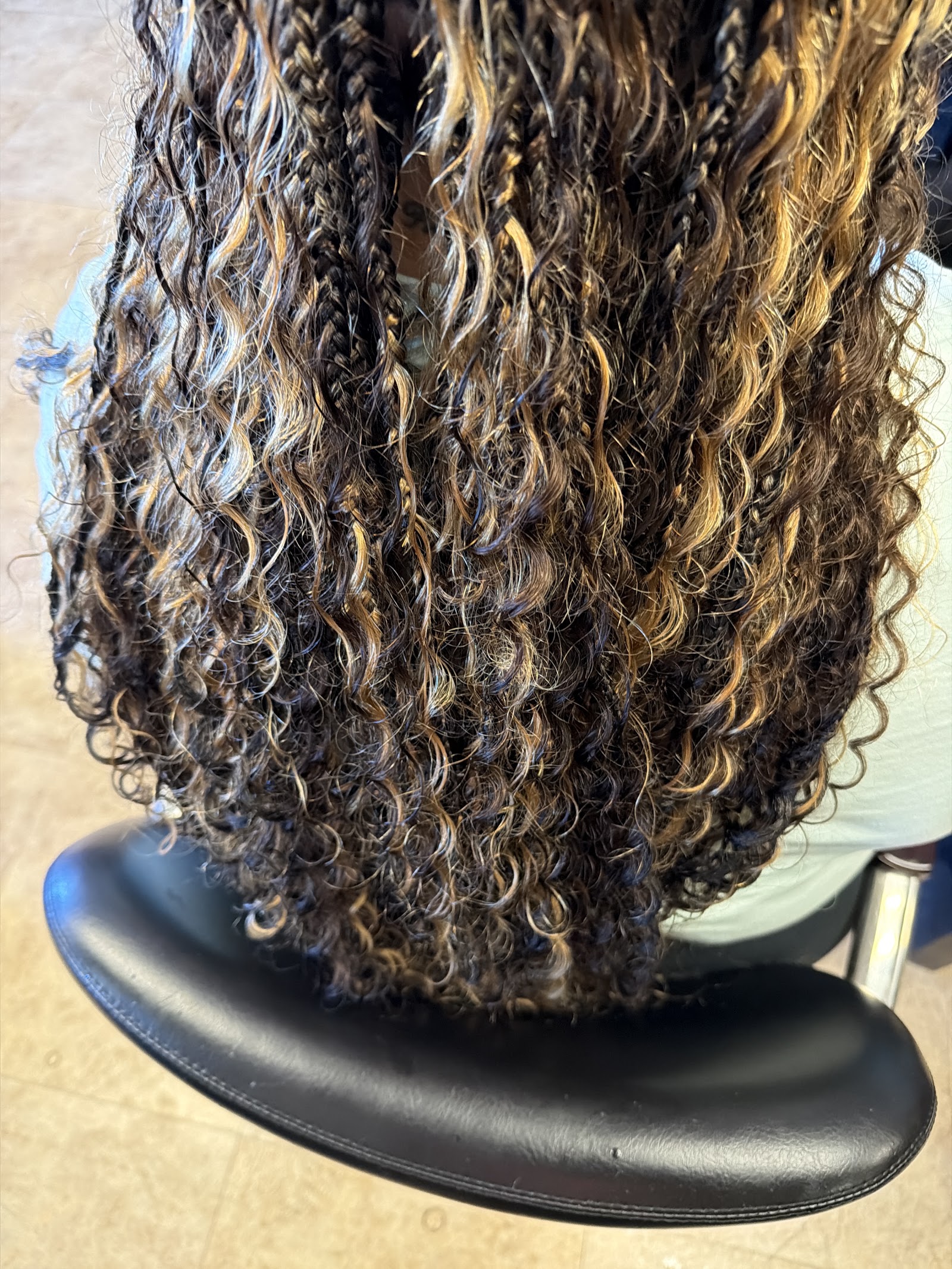 J BRAIDS AFRICAN SALON — photo