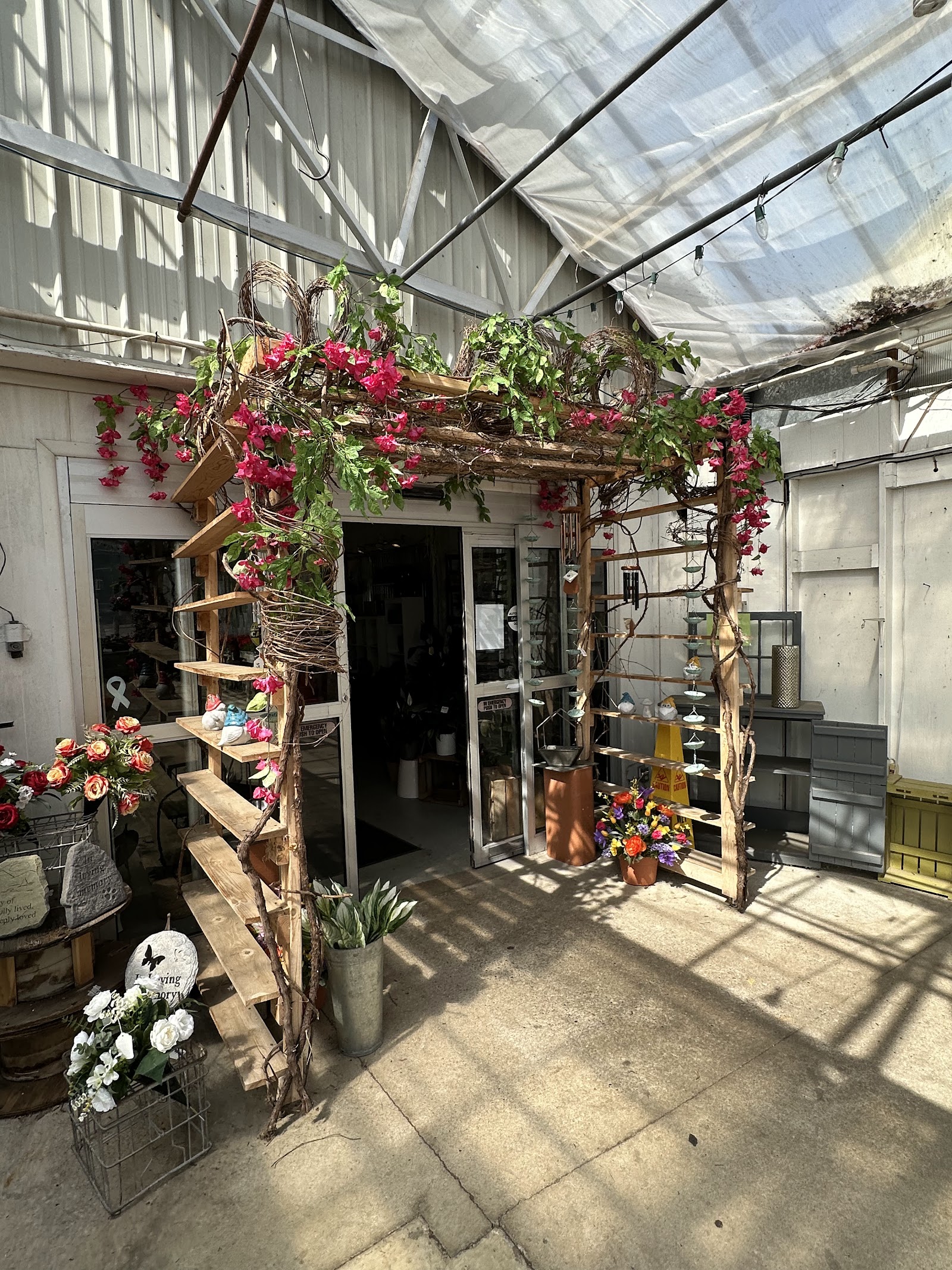 Ludemas Floral & Garden in Grand Rapids