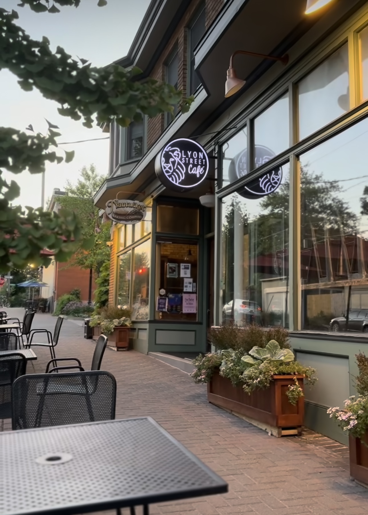 Lyon Street Cafe in Grand Rapids