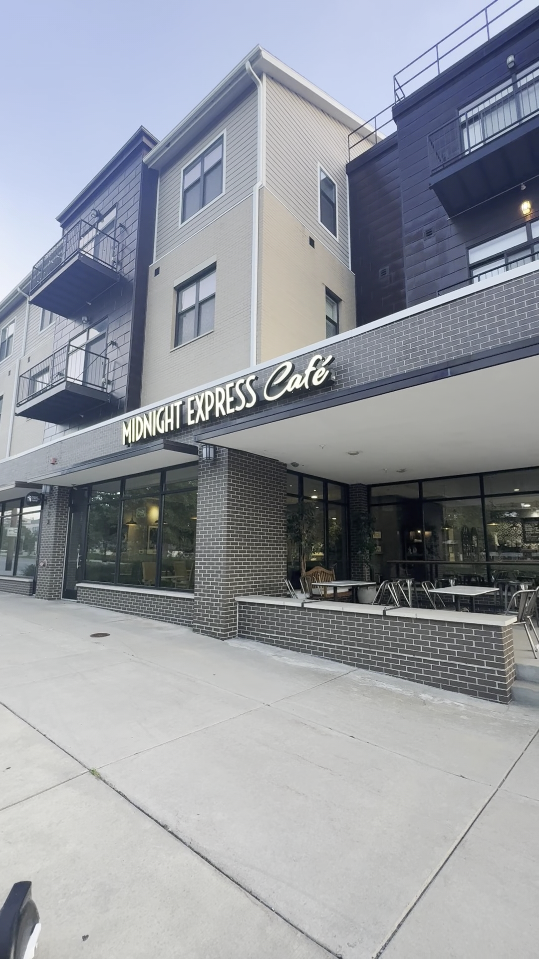 Midnight Express Cafe — photo