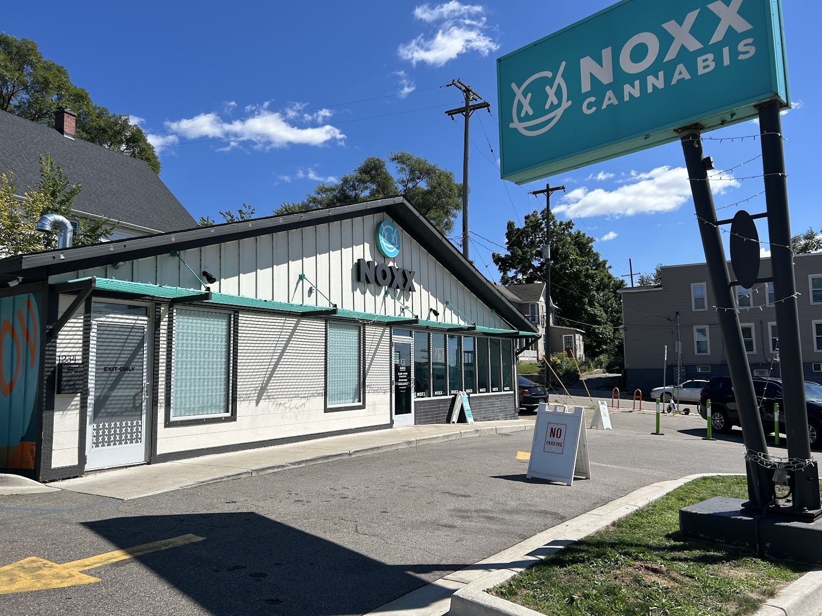 NOXX Cannabis Plainfield Ave - Grand Rapids Dispensary — photo