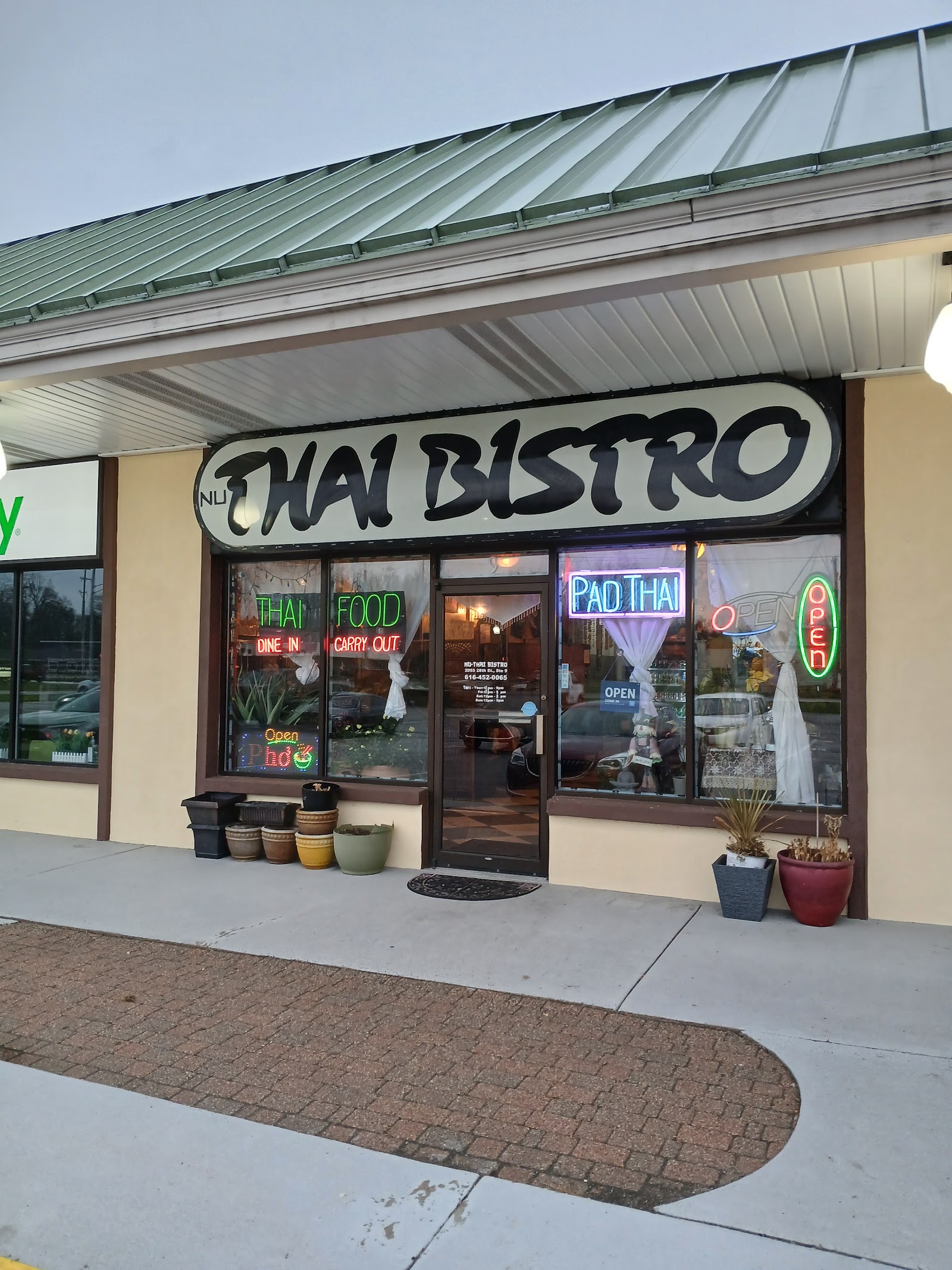 Nu-Thai Bistro — photo