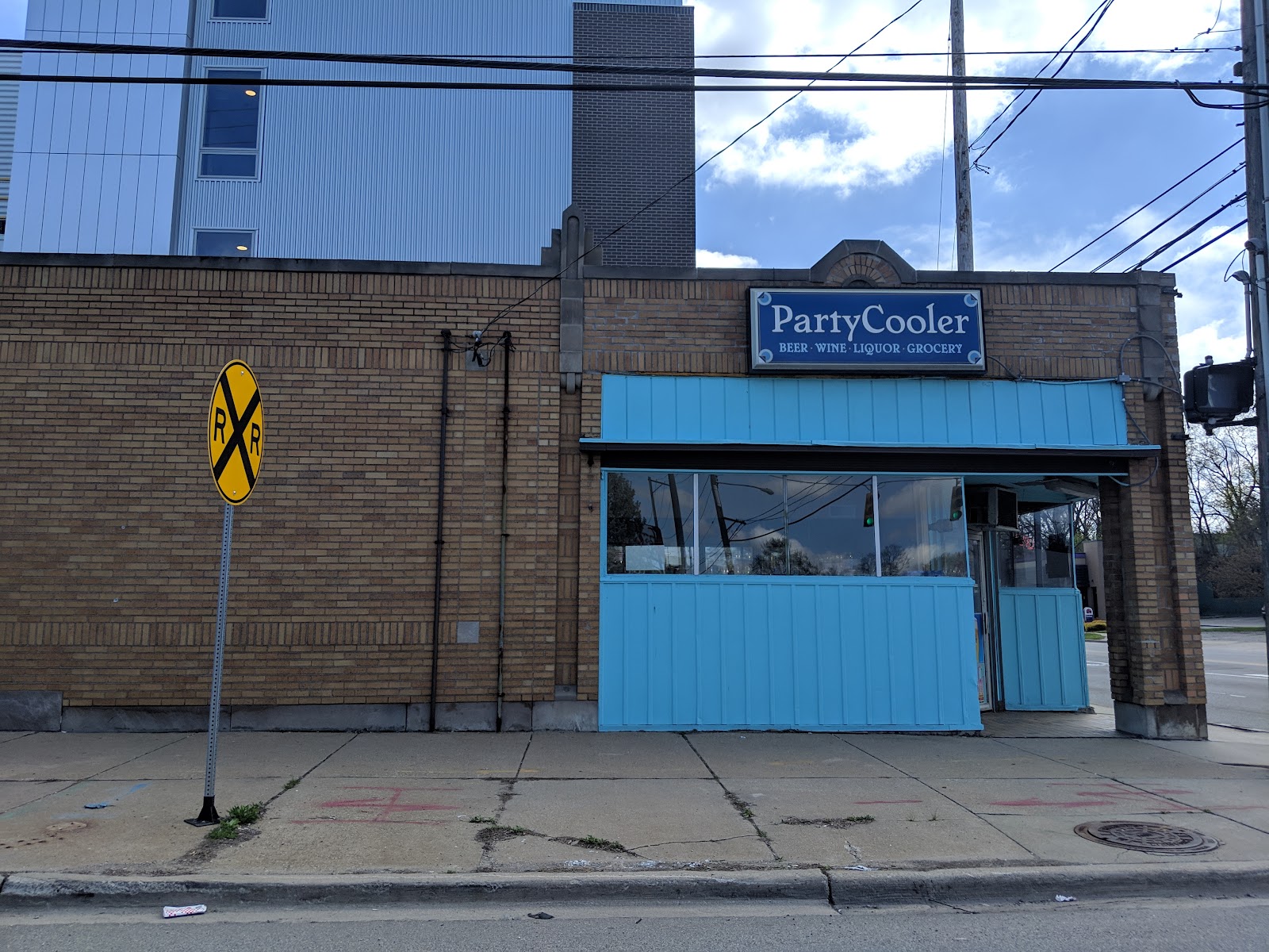 Party Cooler Store — photo