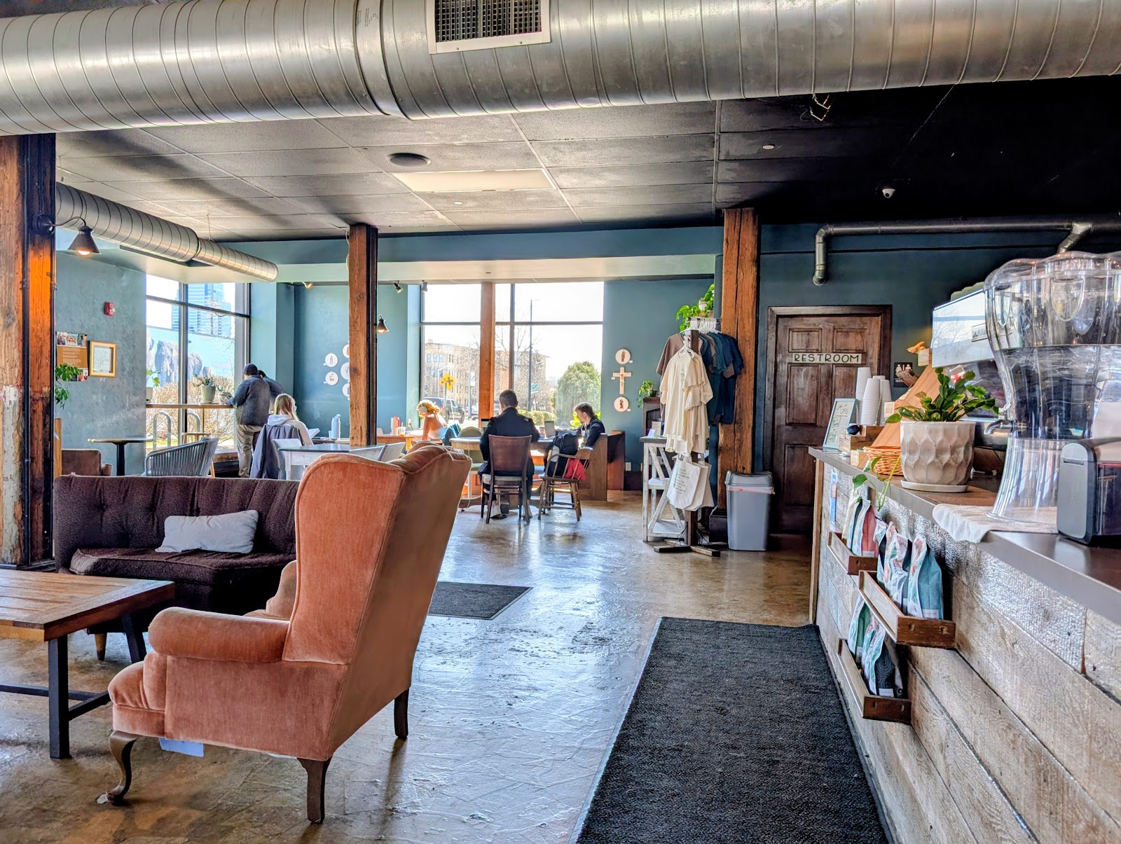 Roots Brew Shop — photo