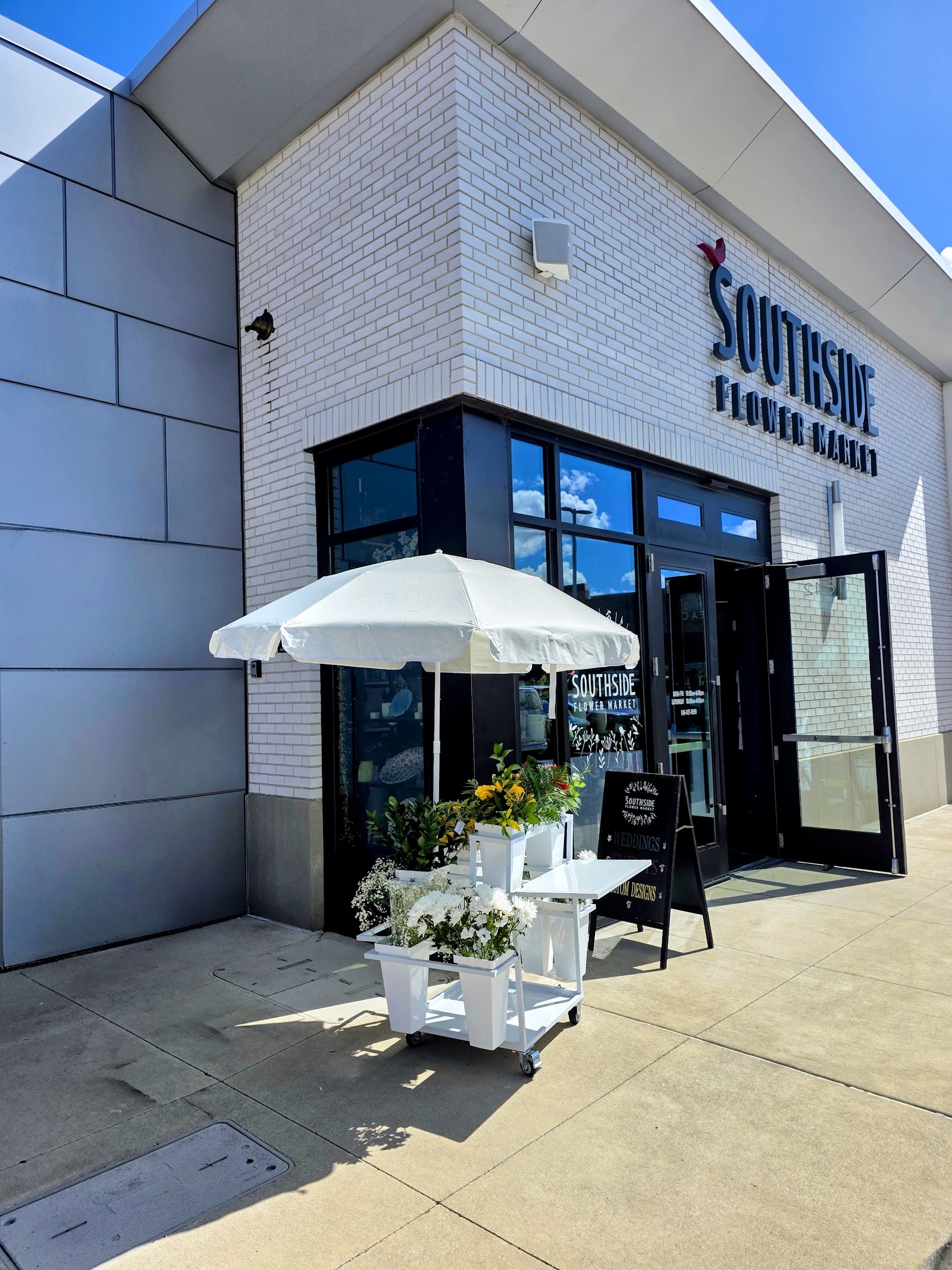 Southside Flower Market in Grand Rapids