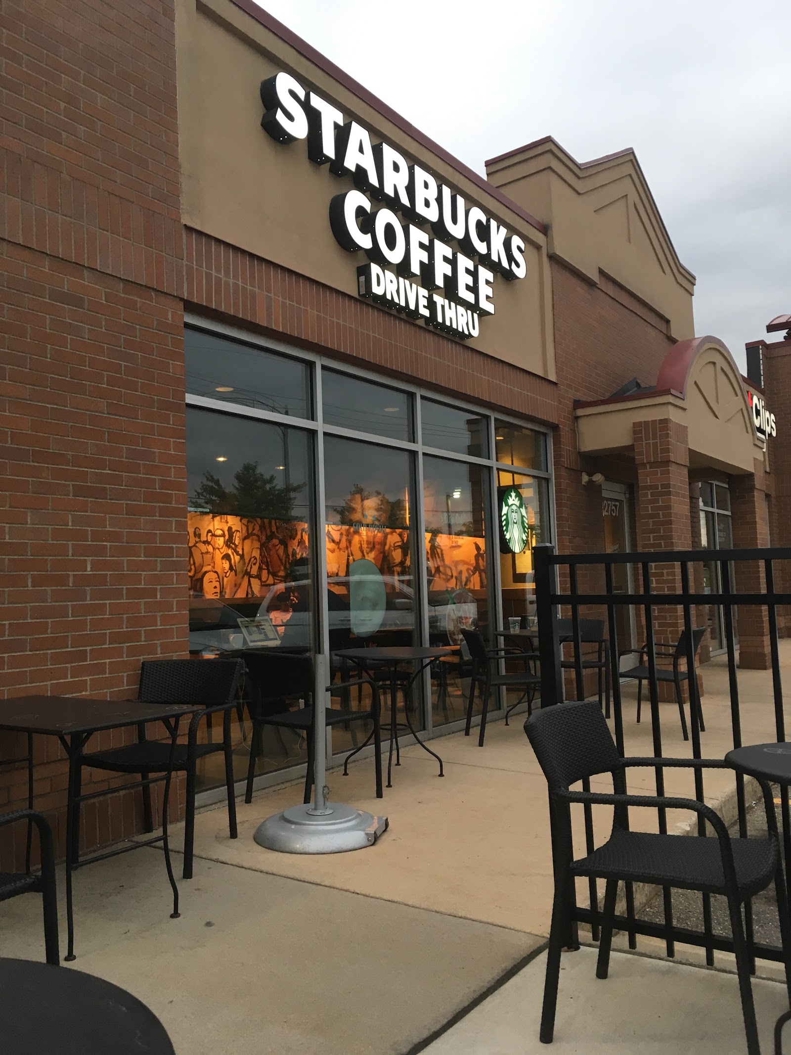 Starbucks Coffee Company in Grand Rapids