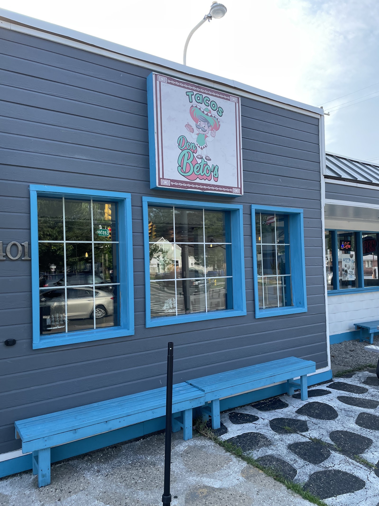 Tacontento Taqueria in Grand Rapids