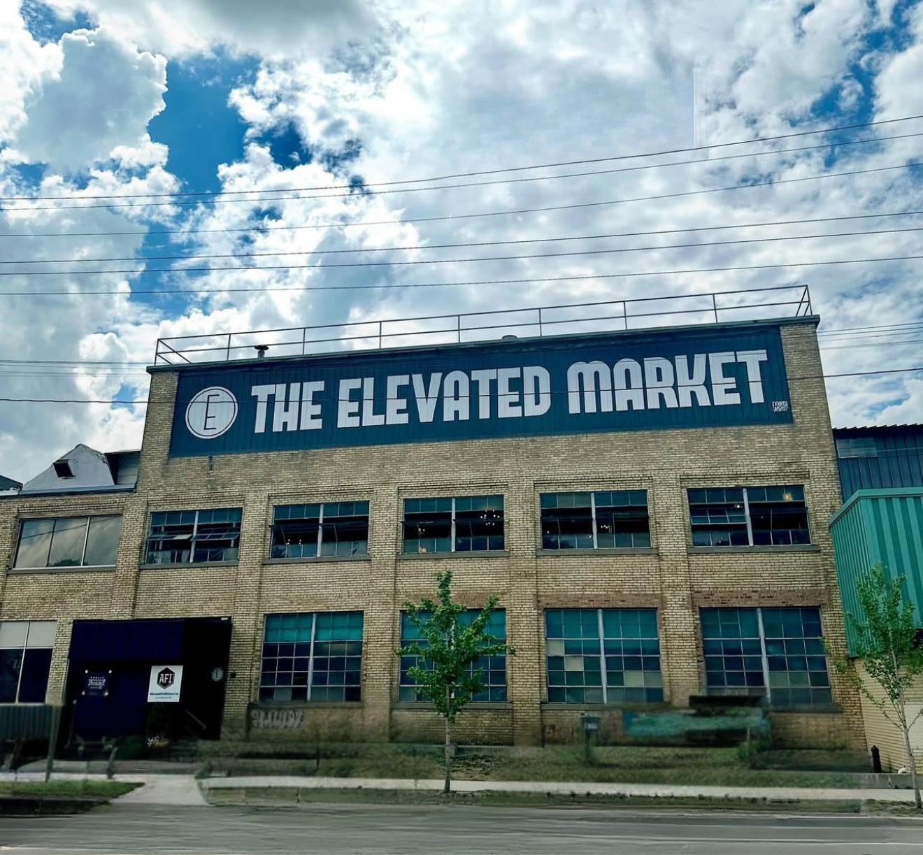 The Elevated Market and Glasshouse — photo
