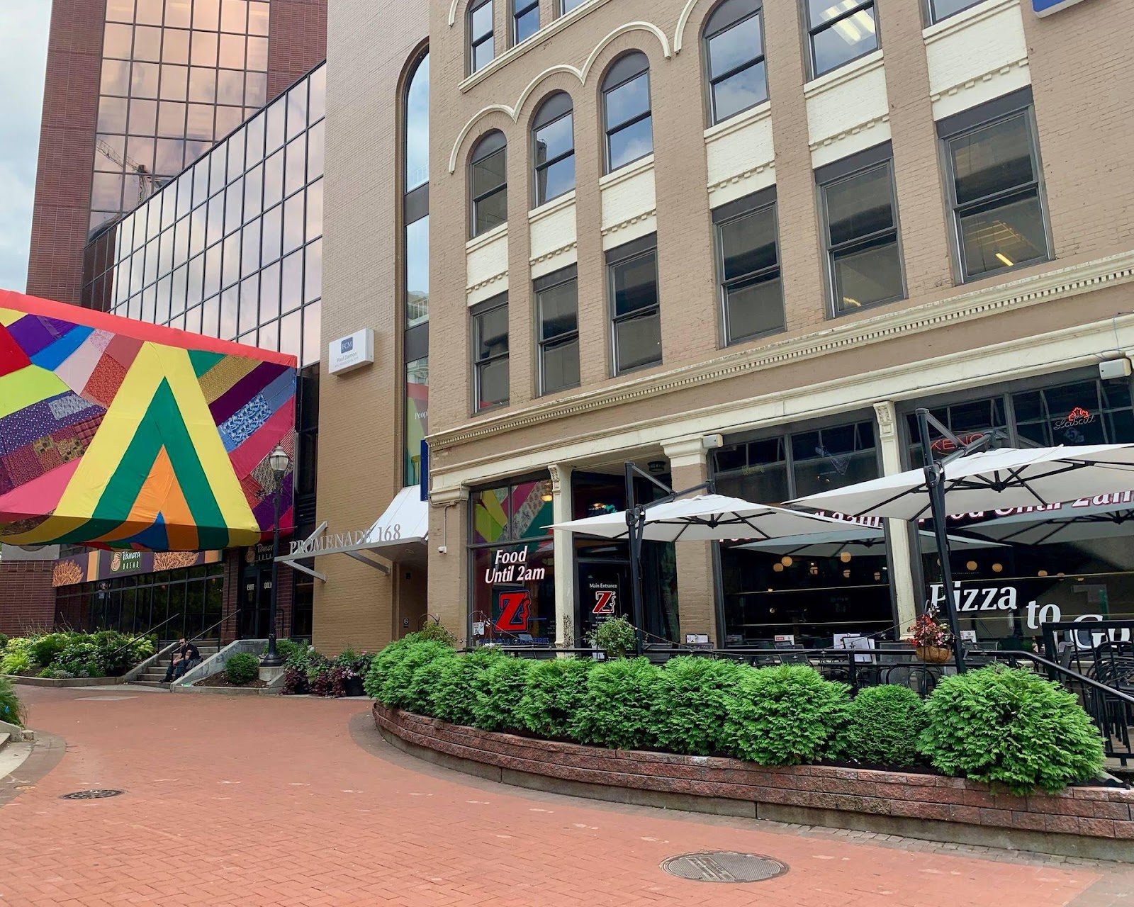 Z's Bar & Restaurant in Grand Rapids